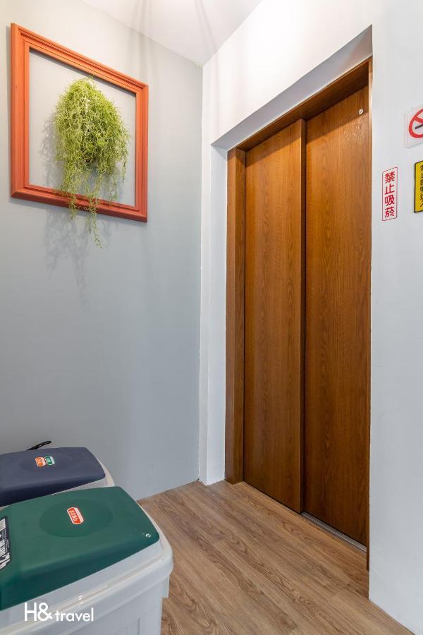Sleepier Multi-Minsu Tainan Apartment Екстериор снимка