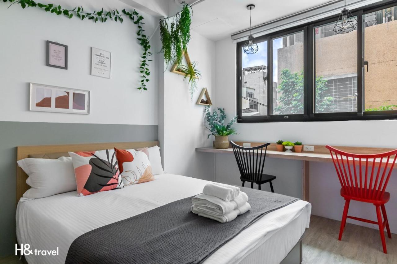 Sleepier Multi-Minsu Tainan Apartment Екстериор снимка