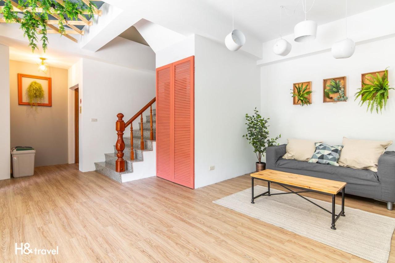Sleepier Multi-Minsu Tainan Apartment Екстериор снимка
